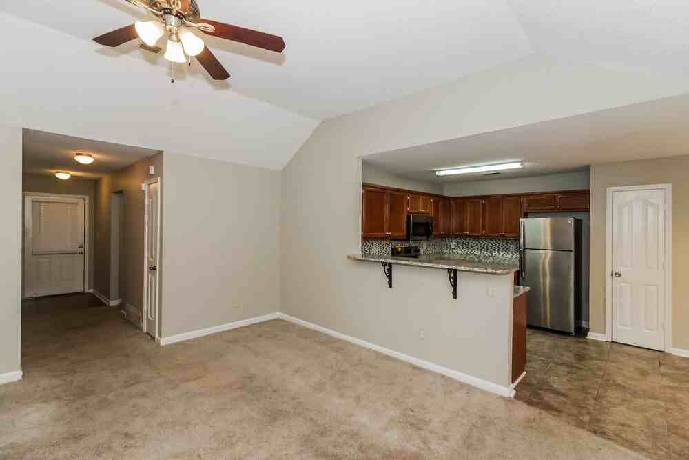 3860 Conrail Cir - Photo 7 of 25