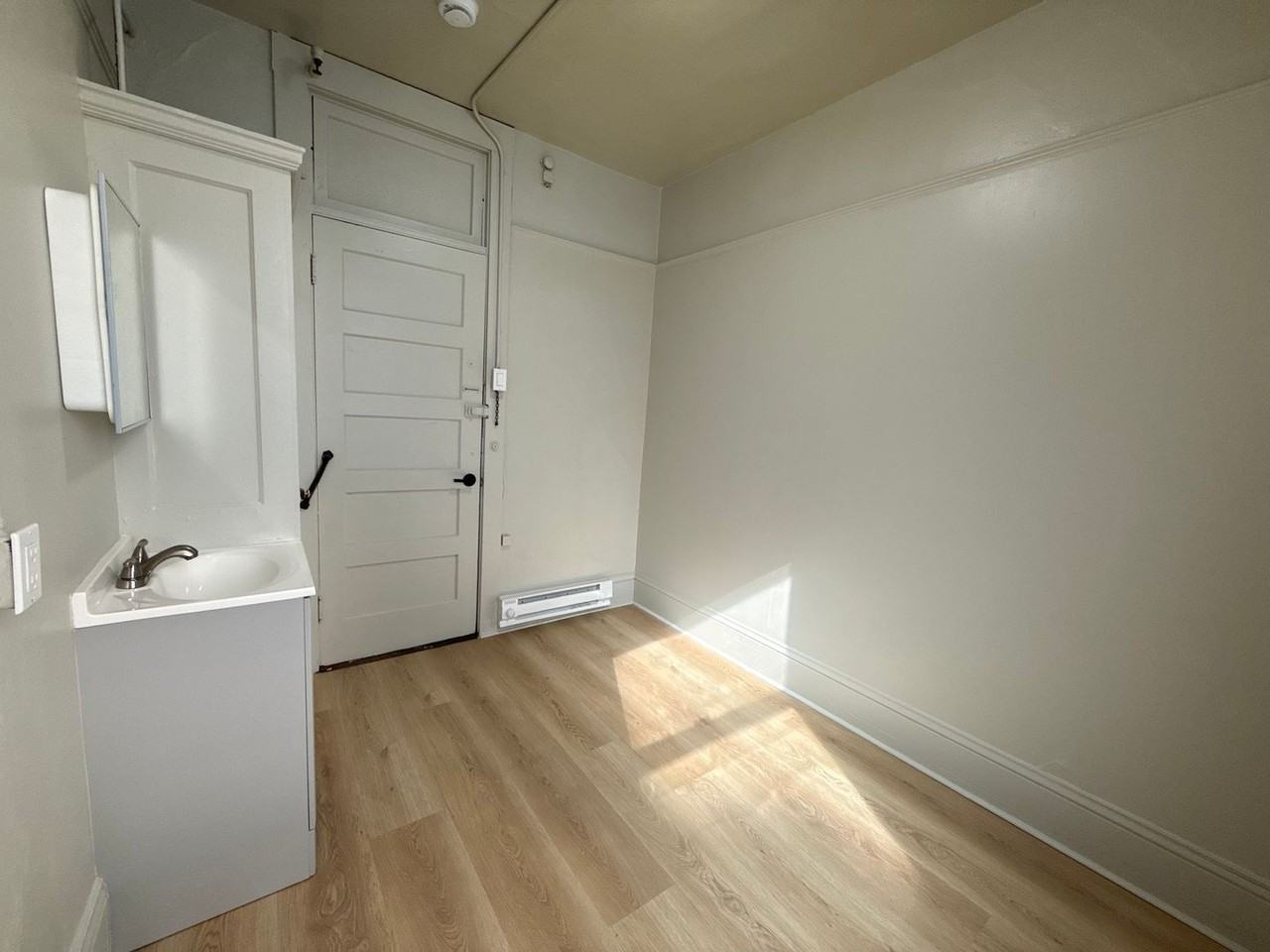 668 Clay St #56 - Photo 4 of 10