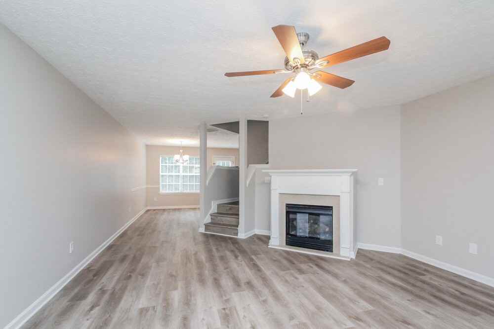 1105 Dunaway Dr - Photo 4 of 16