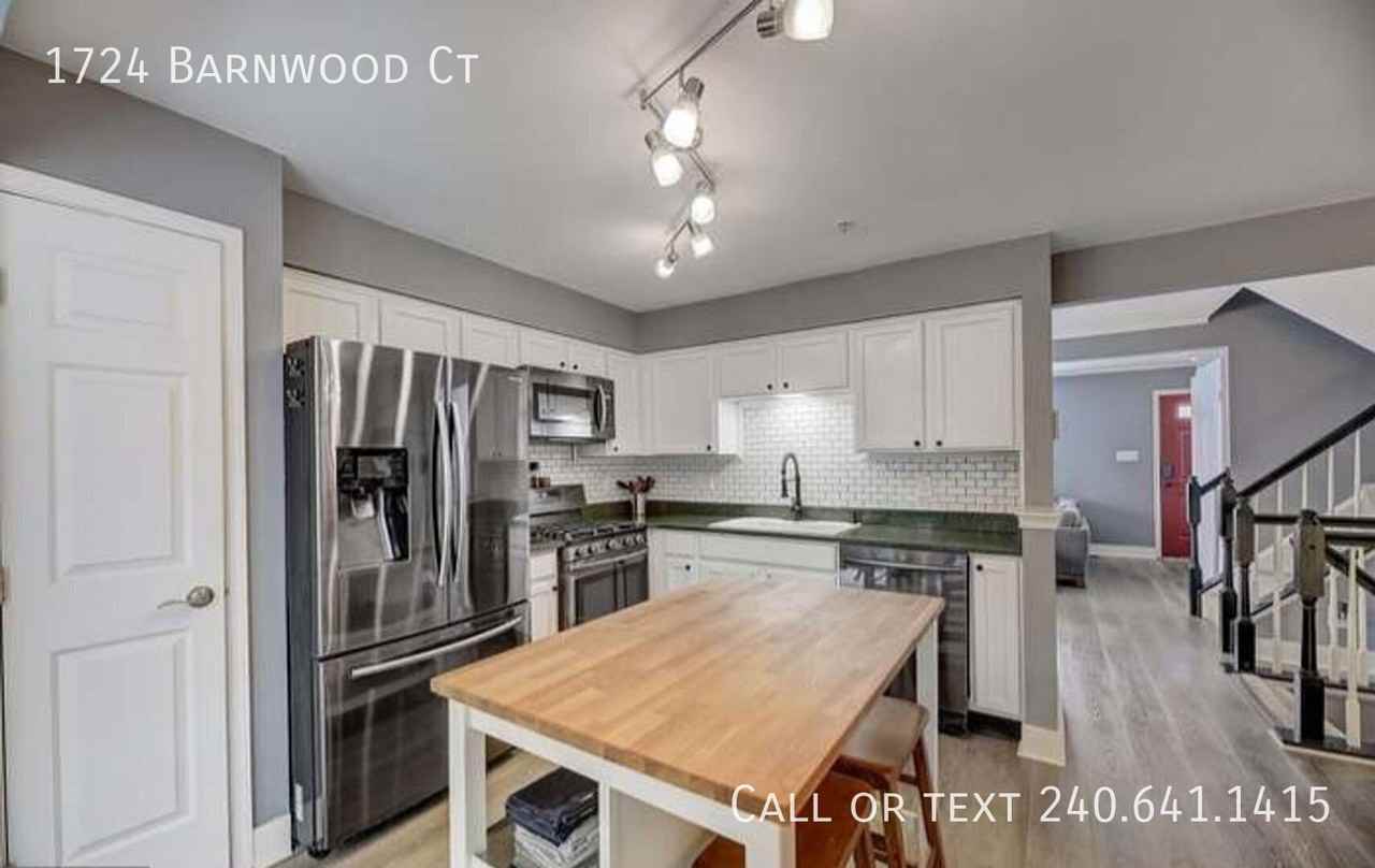 1724 Barnwood Ct - Photo 7 of 27