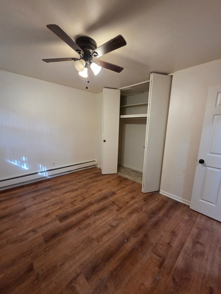 2626 Galpin Ave - Photo 2 of 12