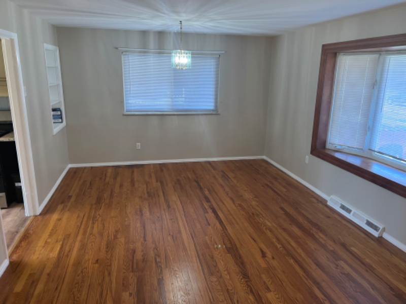 980 Pamela Rd - Photo 4 of 16