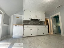 13 Lincoln St #C - Photo 1 of 1