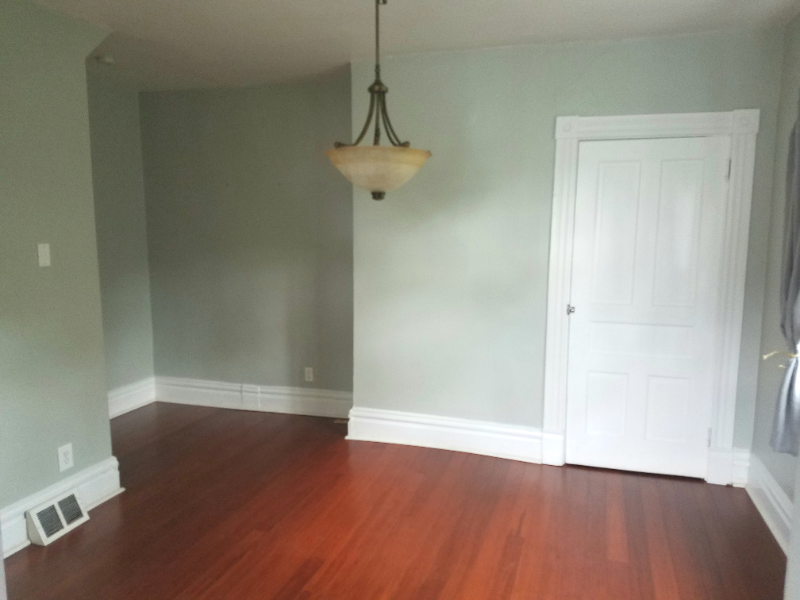 49 Sterling St - Photo 5 of 16