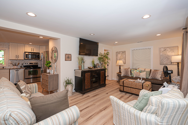 120 Robin Hood Trl - Photo 4 of 16