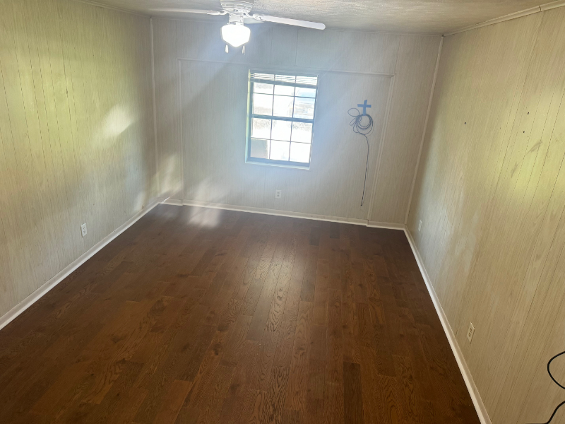 285 9Th St - Photo 6 of 15