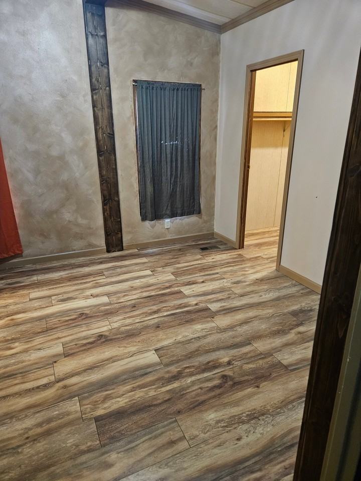 1226 E Groschell St - Photo 4 of 21