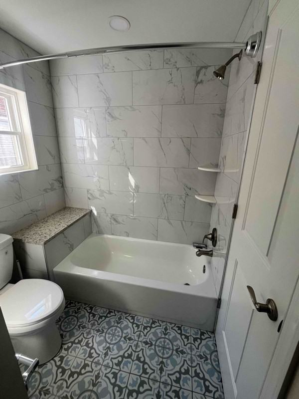 2718 Parrish St #B - Photo 7 of 16