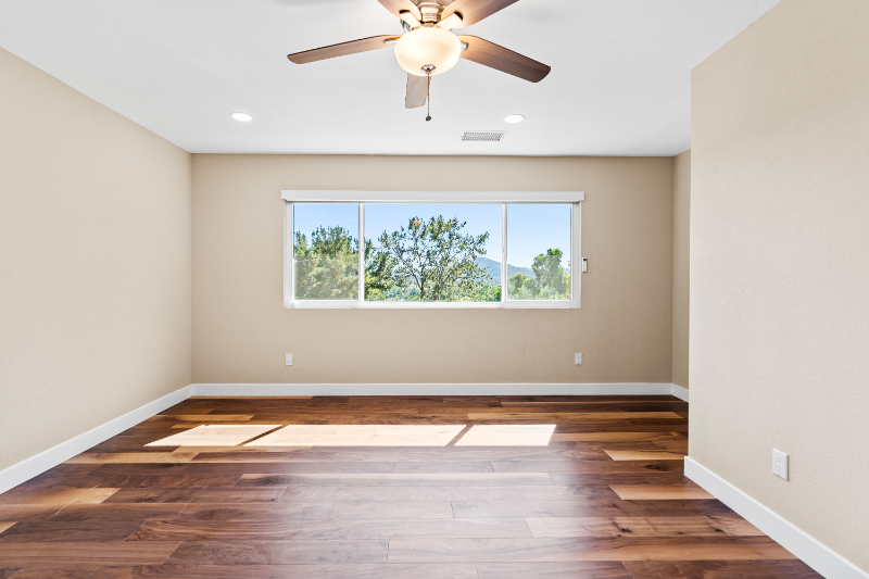 3610 Mary Ln - Photo 3 of 28