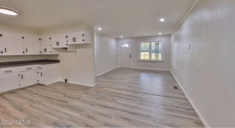 106 N Shelby St - Photo 3 of 11