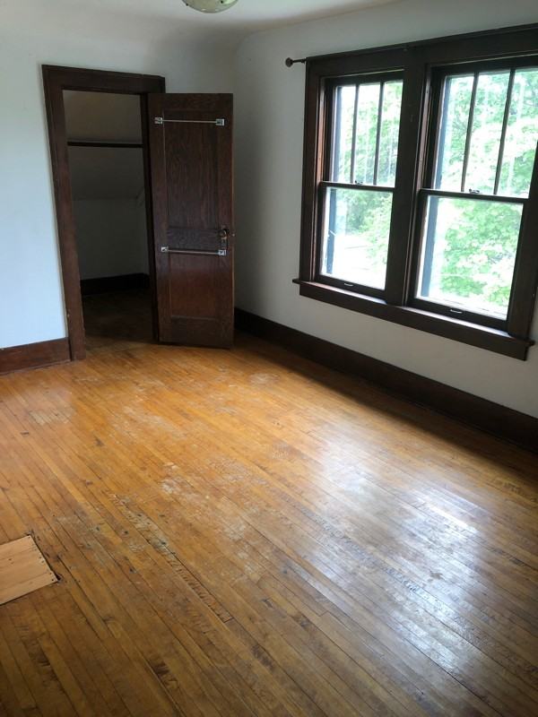 423 W Cedar Ave - Photo 4 of 10
