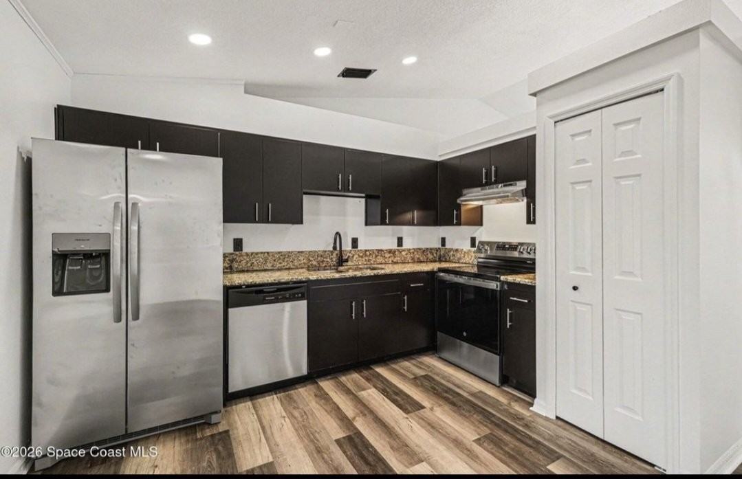 5710 Graham St - Photo 5 of 14