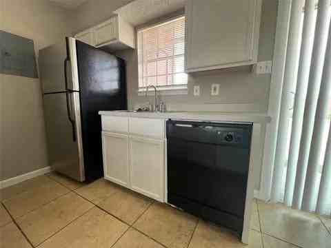 1625 Mary K Ln #1631 - Photo 3 of 10