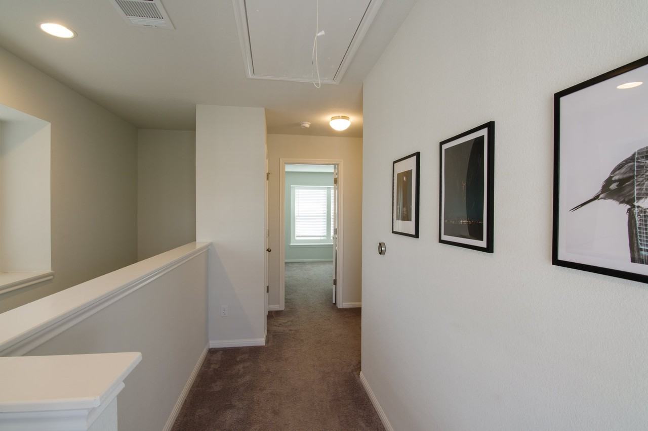 17915 Papaveri Way - Photo 3 of 42