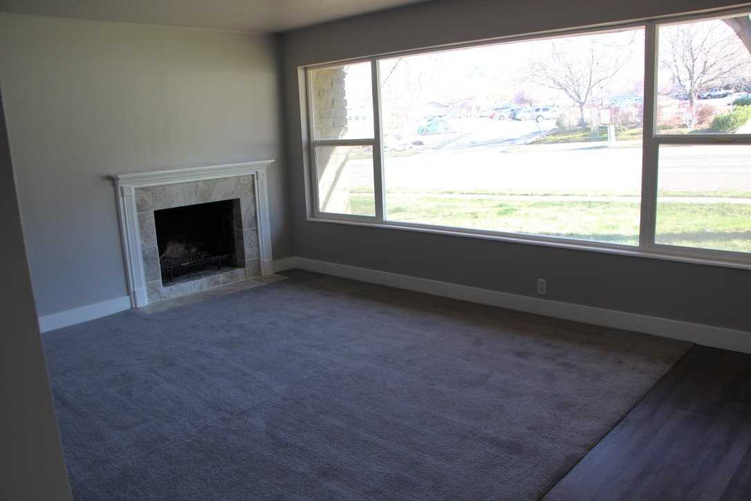 2556 E Parleys Way - Photo 2 of 11