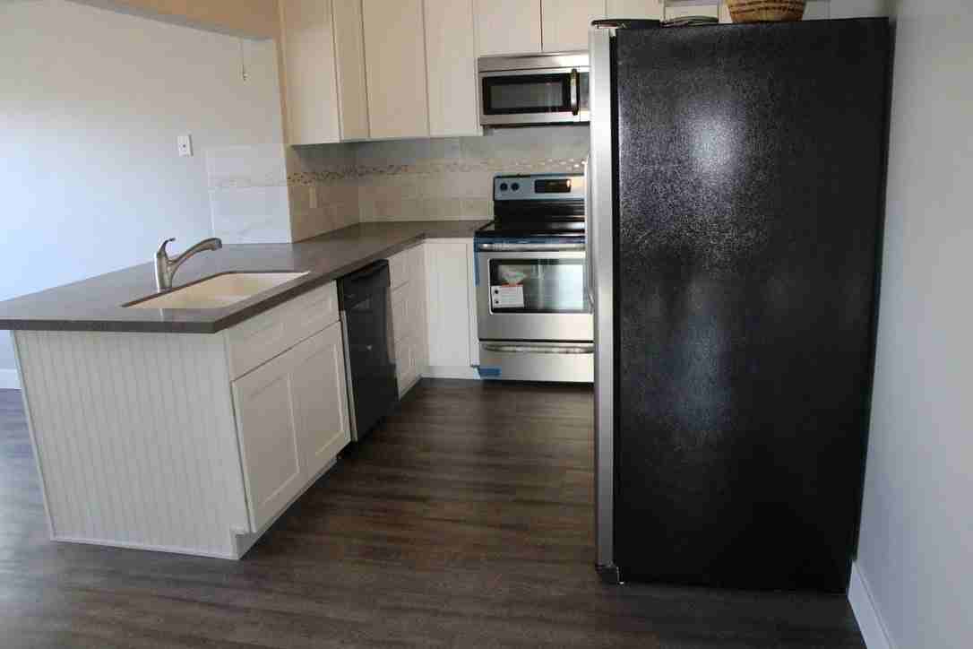 2556 E Parleys Way - Photo 5 of 11