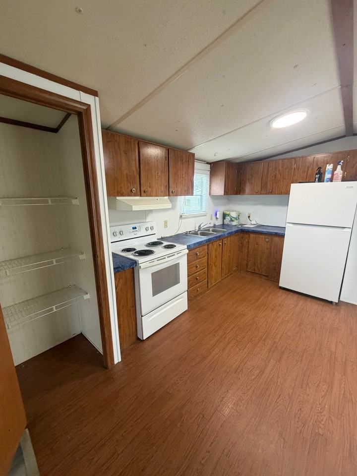 7567 R H Rd - Photo 3 of 12