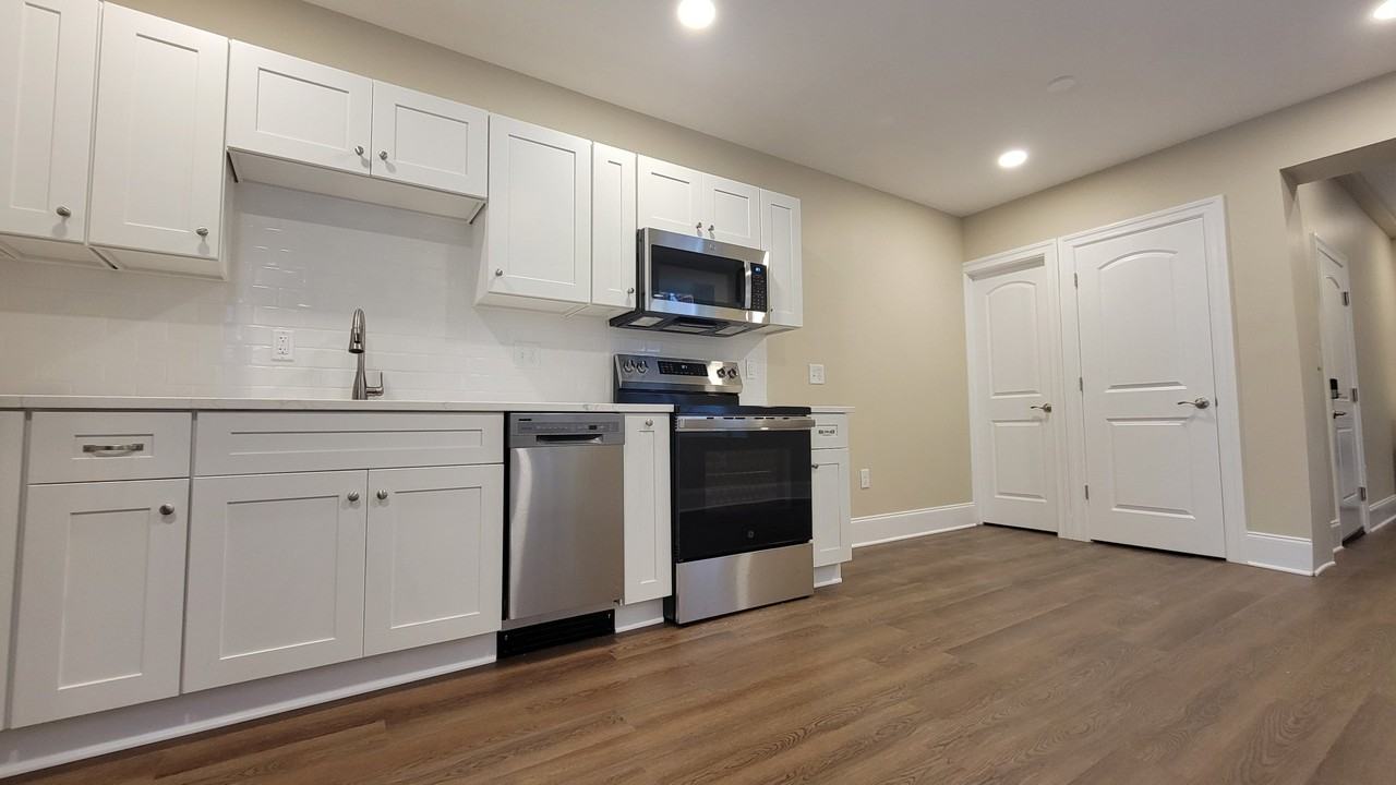 116 N 5th St #1stFL - Photo 2 of 16