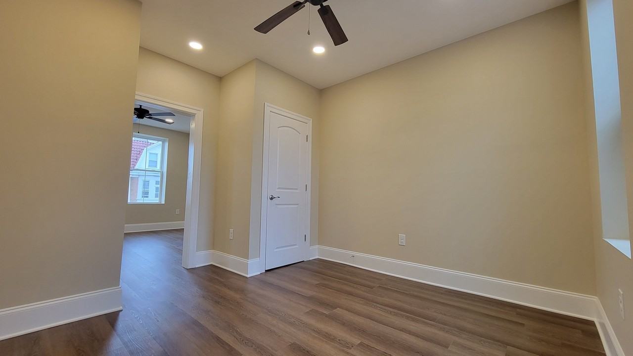 116 N 5th St #2ndFL - Photo 6 of 15