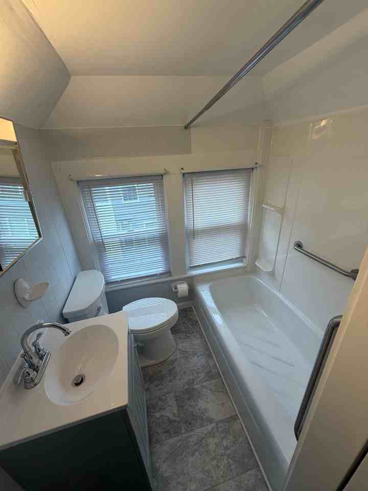 923 Westboylston St #3 - Photo 7 of 10