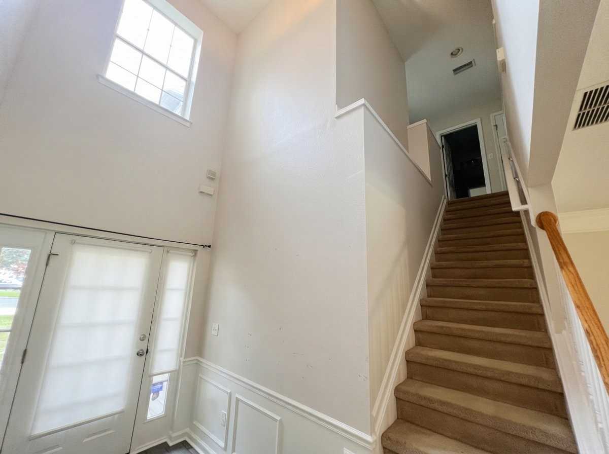 11089 Castlemain Cir S - Photo 3 of 24