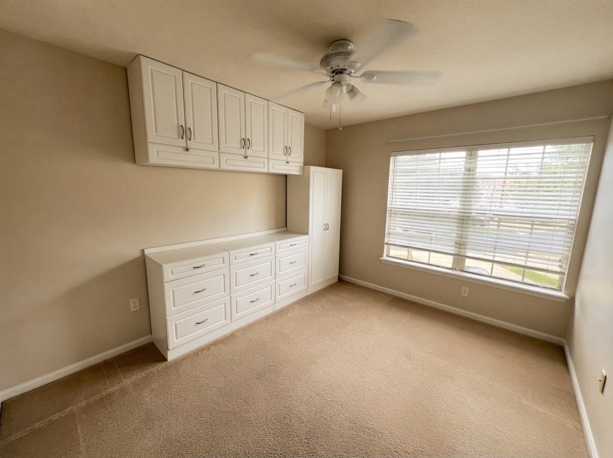 11089 Castlemain Cir S - Photo 5 of 24