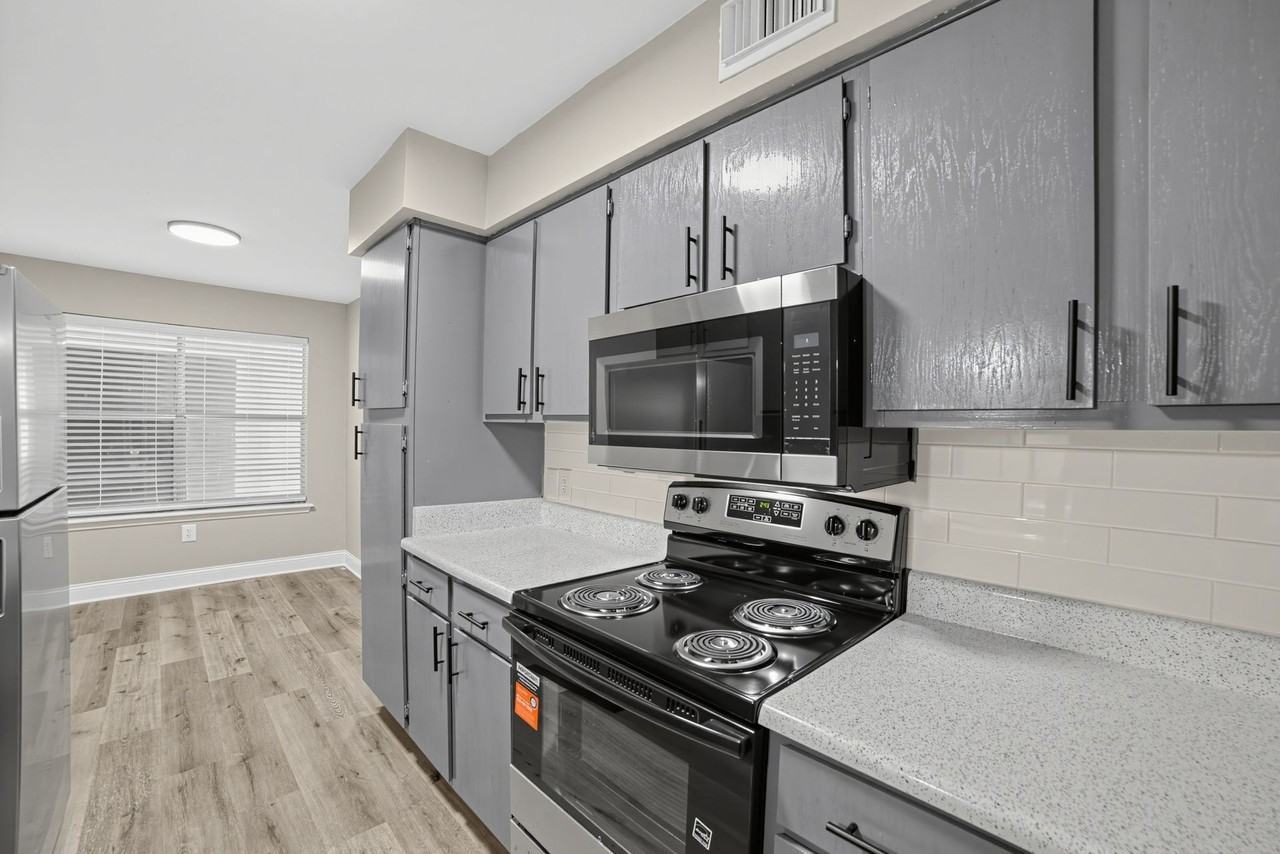Legacy Apartments - Photo 7 of 50