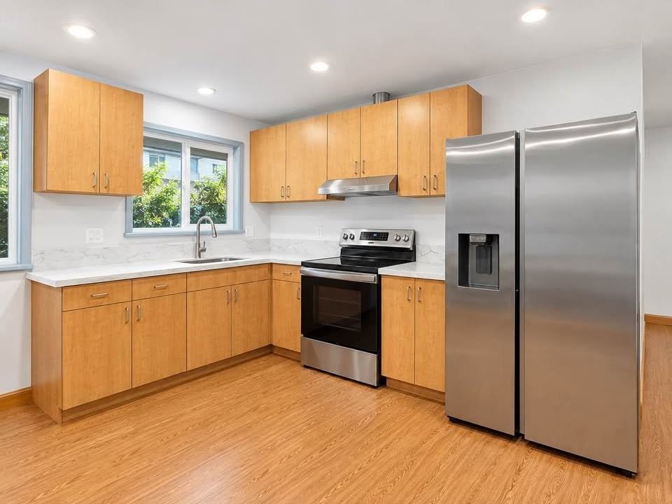 1526 Amelia St #2B - Photo 2 of 8