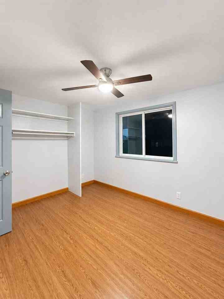 1526 Amelia St #2B - Photo 6 of 8