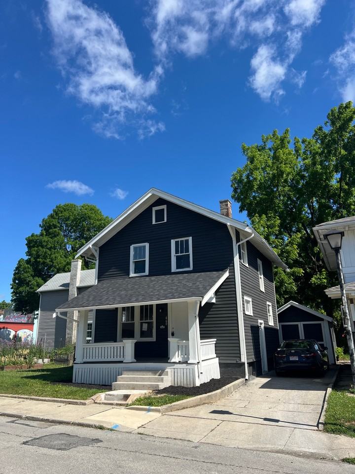 460 Violet Ct - Photo 3 of 19