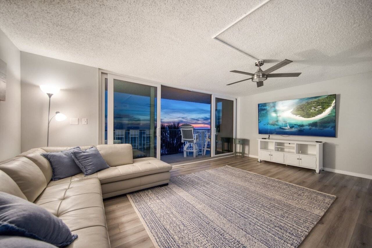 14146 Gulf Blvd #3C - Photo 4 of 16