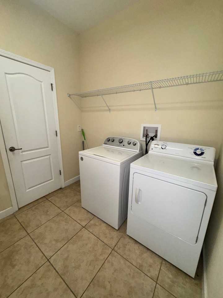 8985 Cuban Palm Rd - Photo 5 of 14