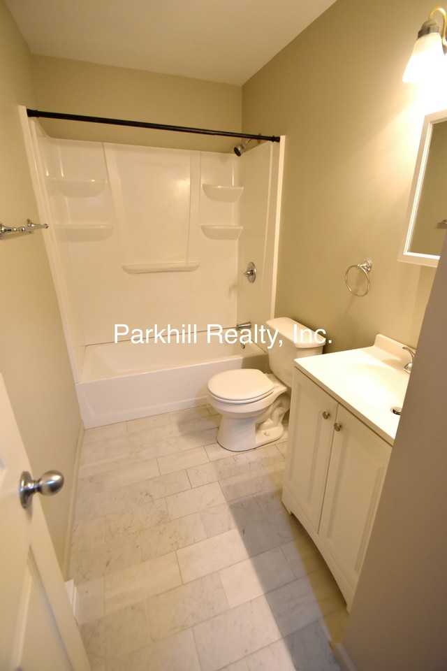 420 W Pennsylvania Ave #101 - Photo 5 of 9