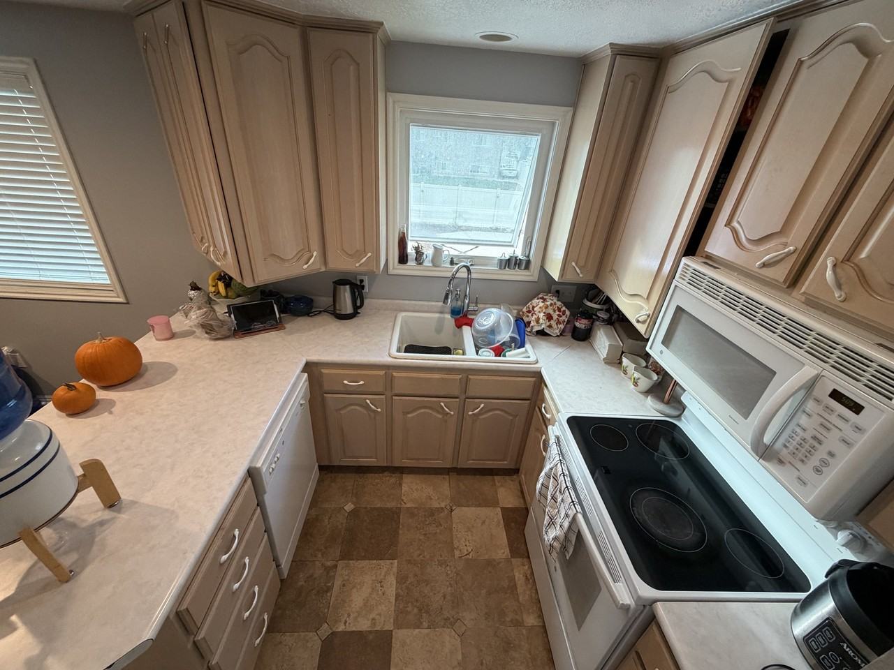 6132 S Sierra Grande Dr #1 - Photo 5 of 20