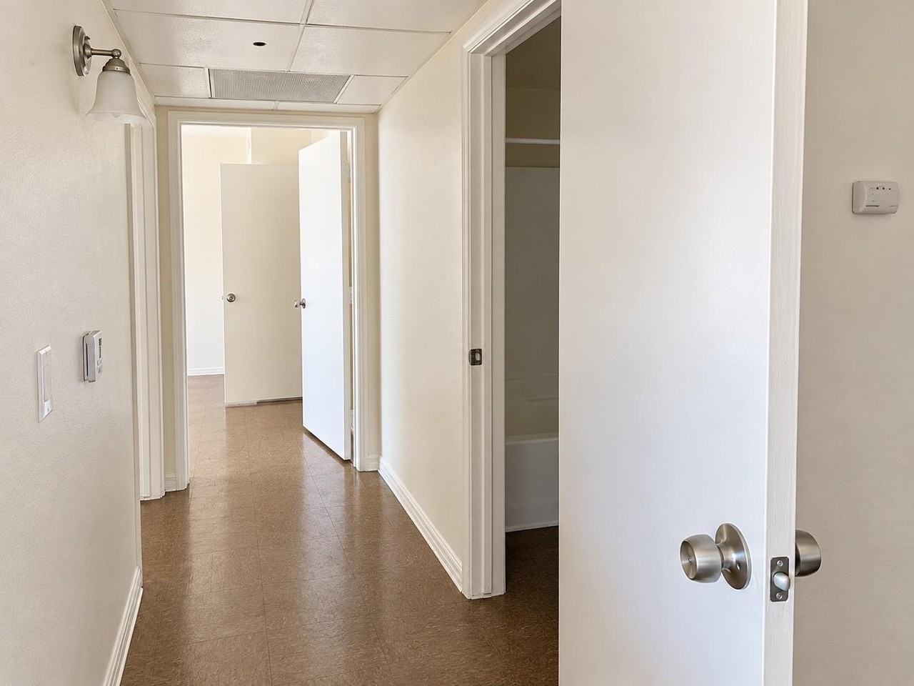 831 S Grand View St #103 - Photo 4 of 16
