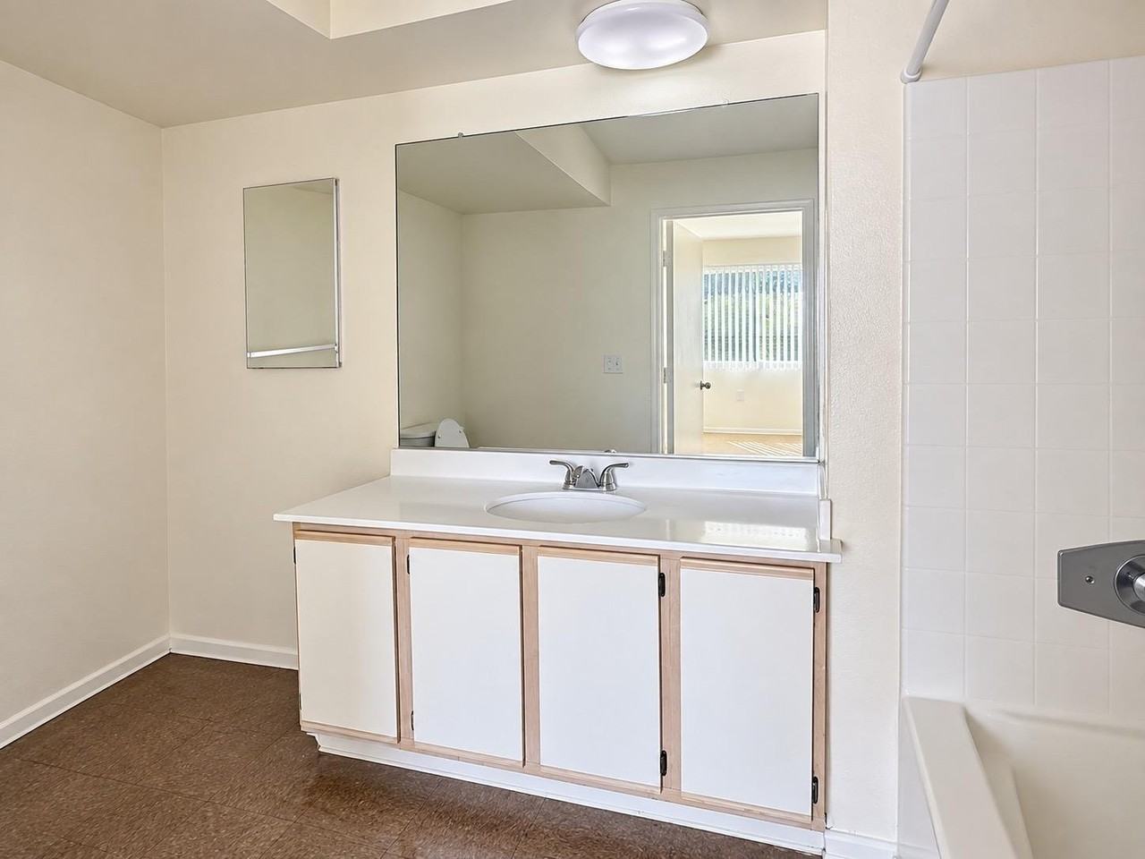 831 S Grand View St #103 - Photo 6 of 16