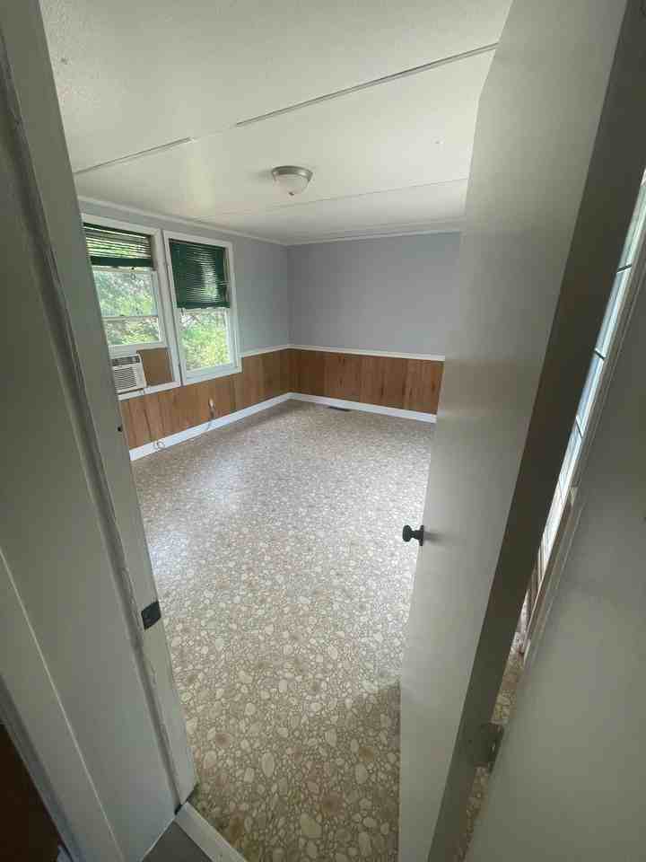 49 Coopers Ct - Photo 4 of 9