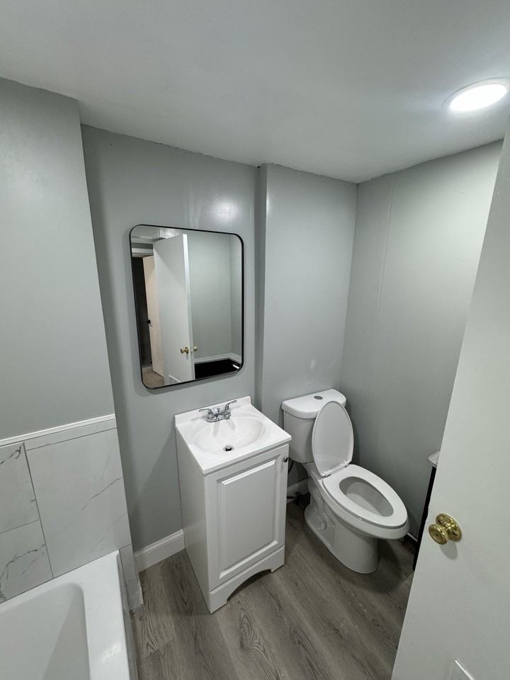 4283 Paul St #1stFL - Photo 3 of 3