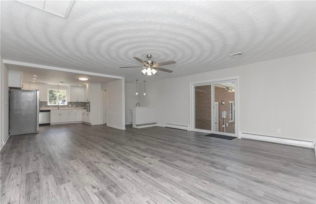 101 Talbot Hall Rd - Photo 2 of 10