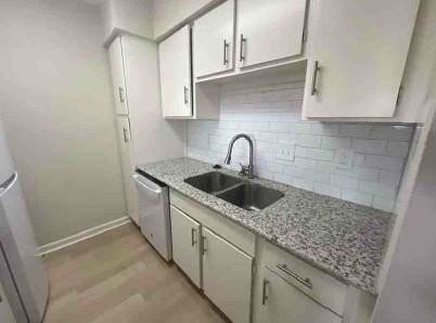 8427 Hearth Dr #34 - Photo 3 of 12