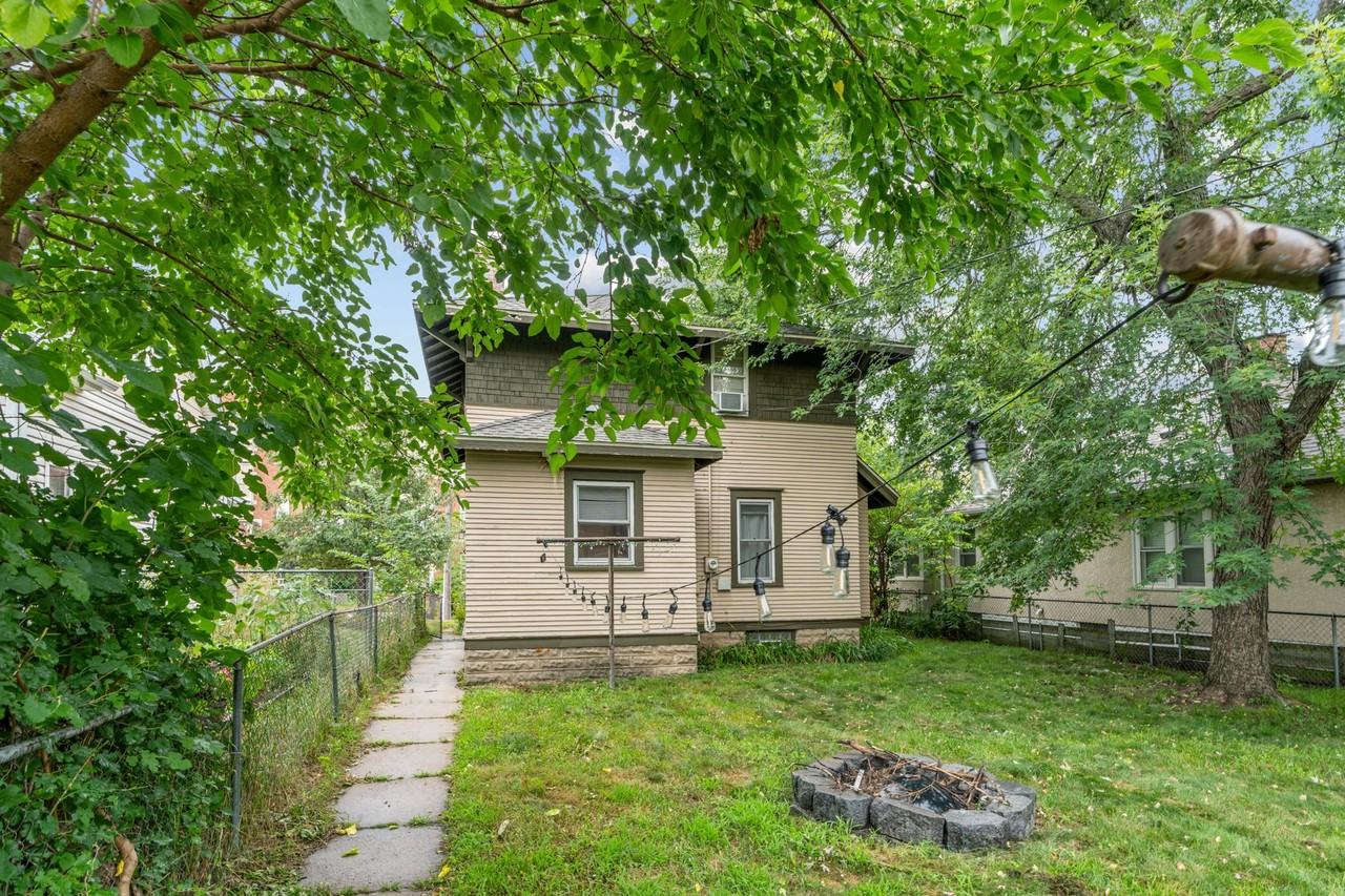 3812 13th Ave S - Photo 3 of 20
