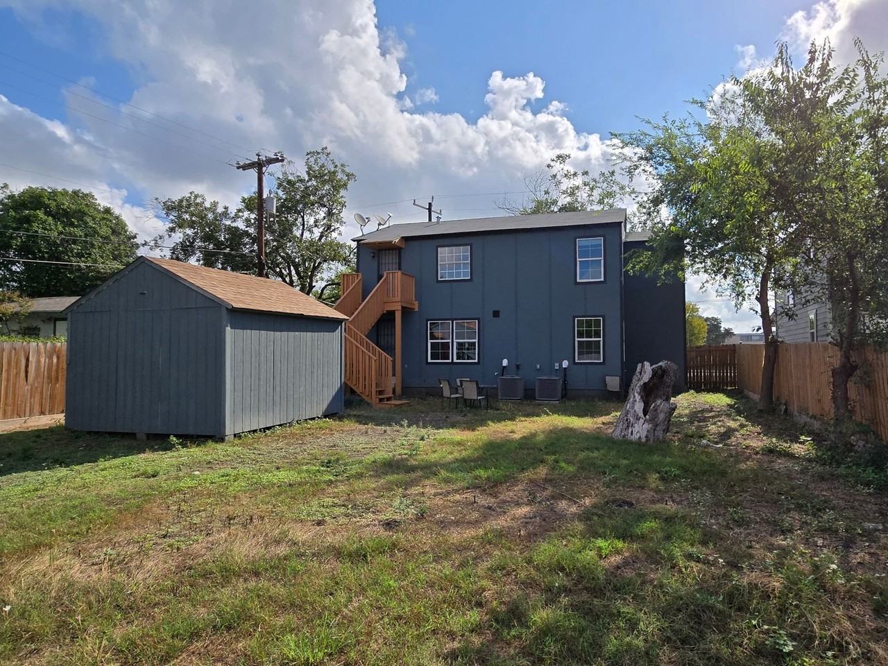 2815 S Pine St #101 - Photo 4 of 14