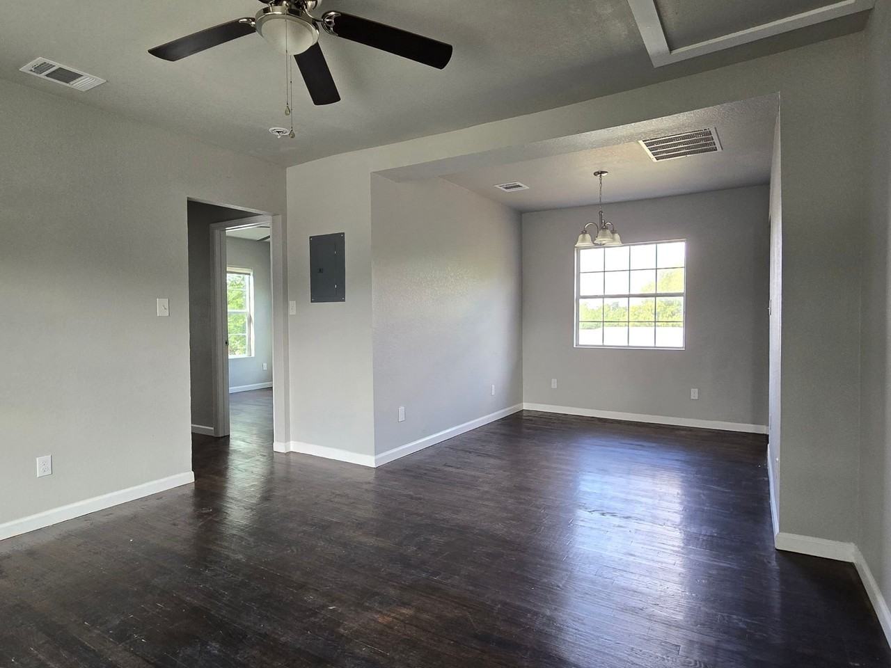 2815 S Pine St #101 - Photo 6 of 14