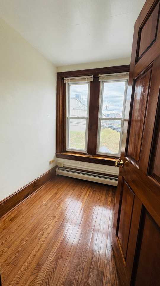 153 2nd Ave - Photo 5 of 18
