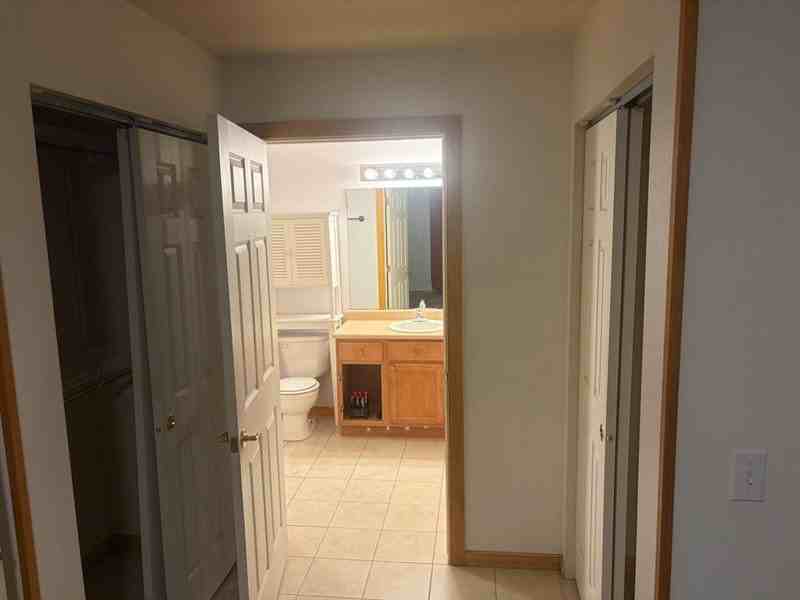 701 Lucca Dr - Photo 5 of 13