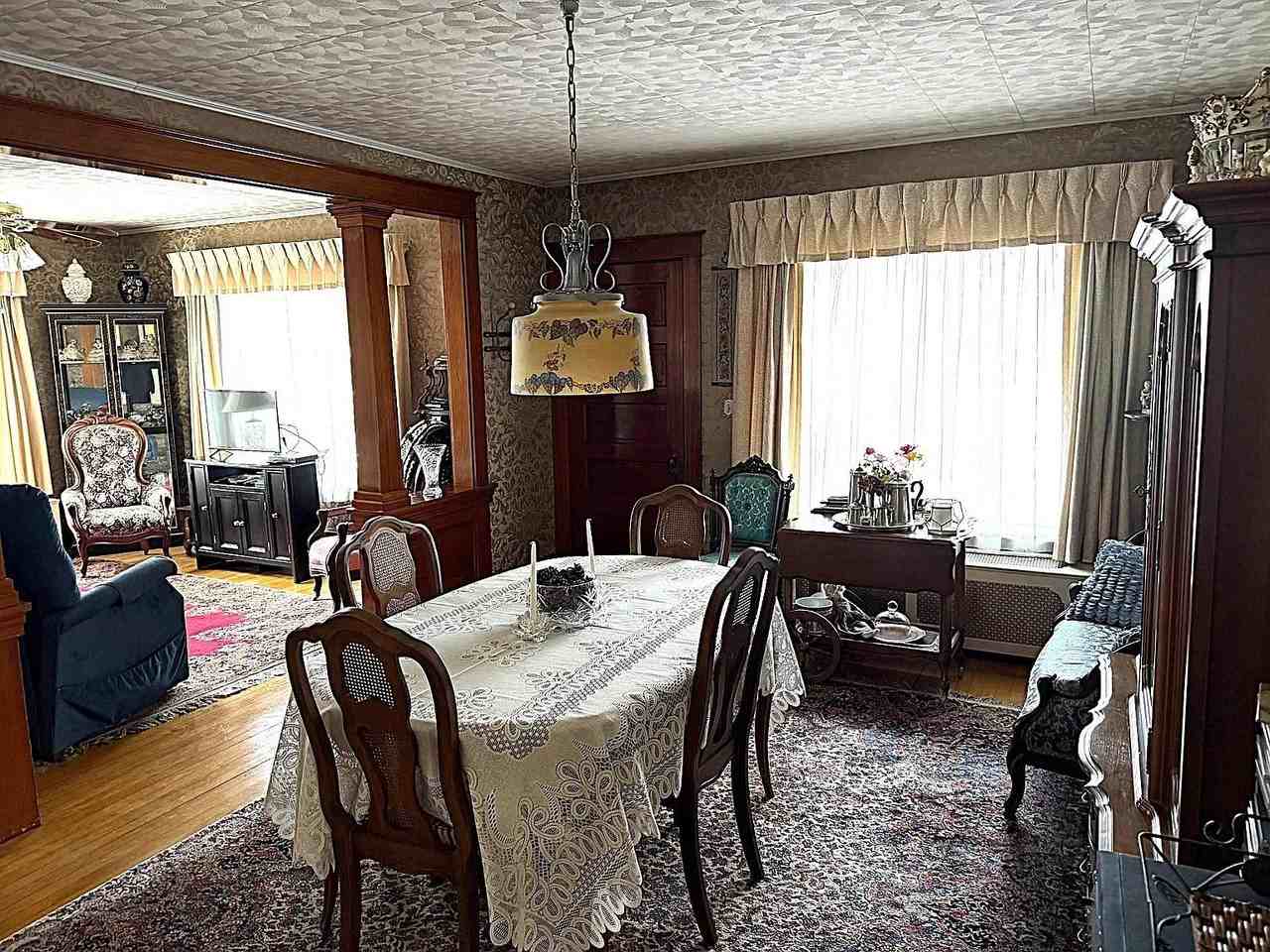 358 Willard St - Photo 5 of 14