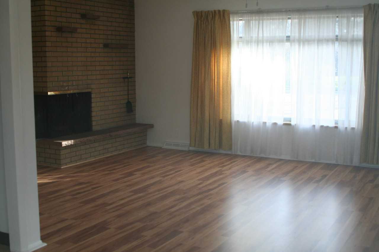 842 E Stuart St - Photo 4 of 4