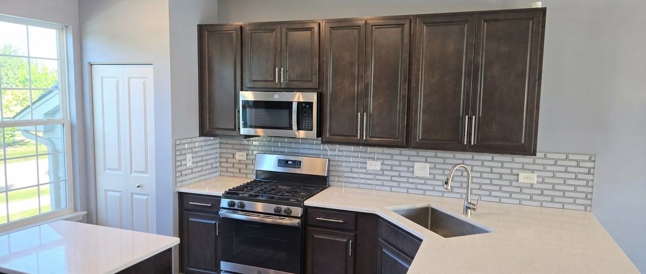 1019 River Birch Blvd - Photo 3 of 17
