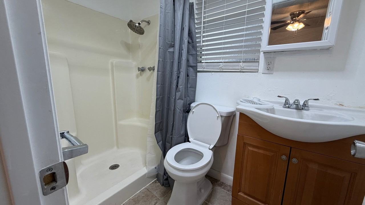 1442 Neave - Photo 4 of 12
