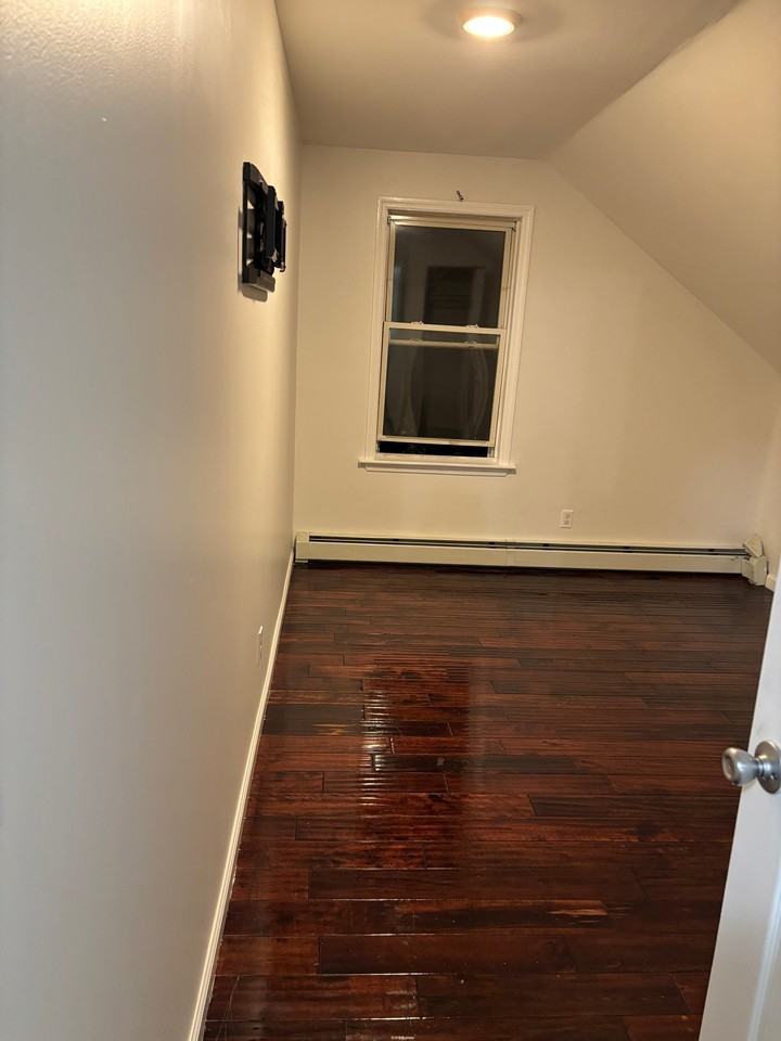 205 Ontario St #5 - Photo 4 of 7